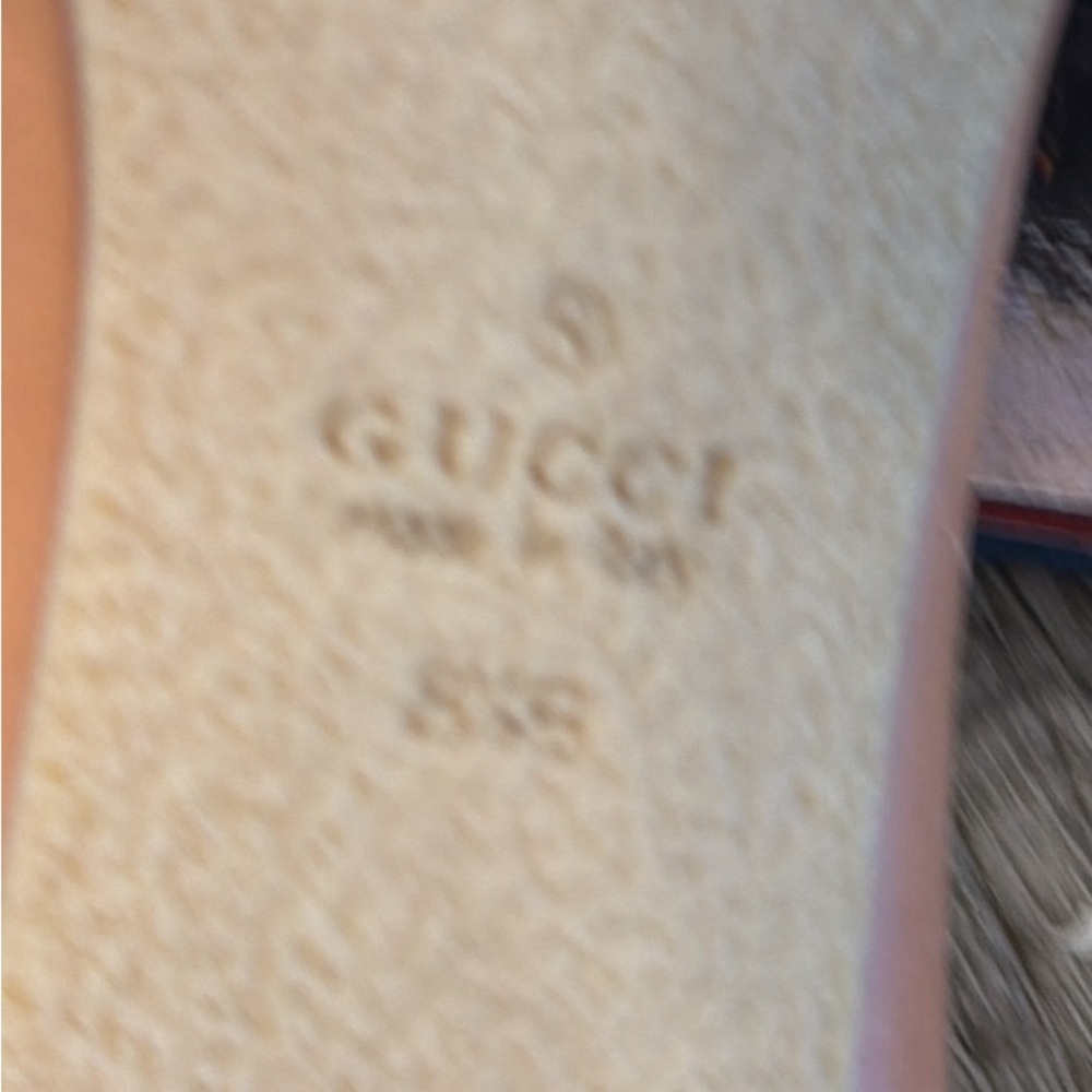 Gucci Tan Leather Pointed-Toe Pumps - Picture 4 of 9
